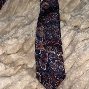 Elegant Paisley Men's Tie